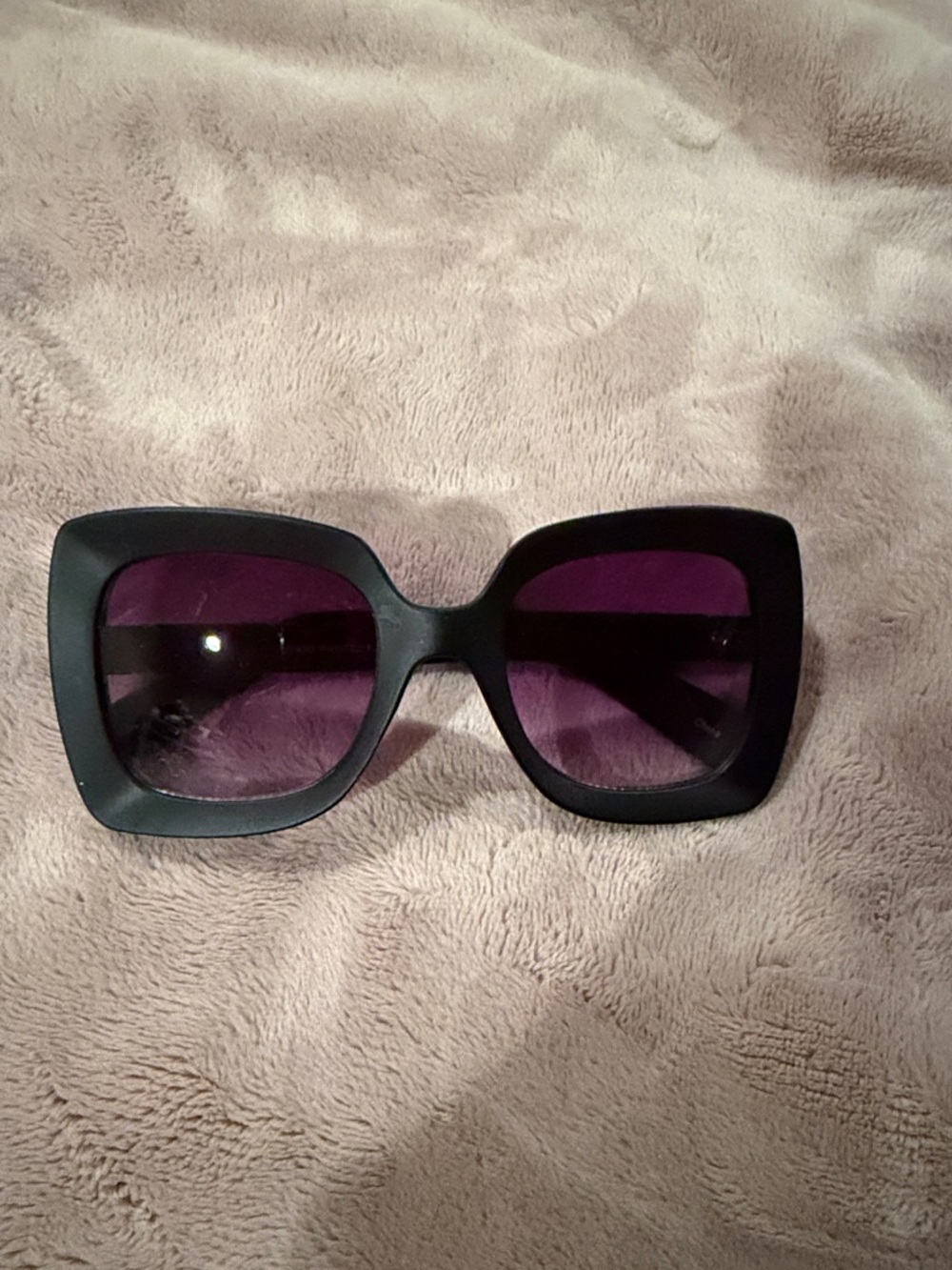 Black Frame Purple Lens Oversized Women's Sunglasses